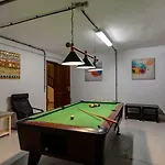 Esterlicia Villa *
