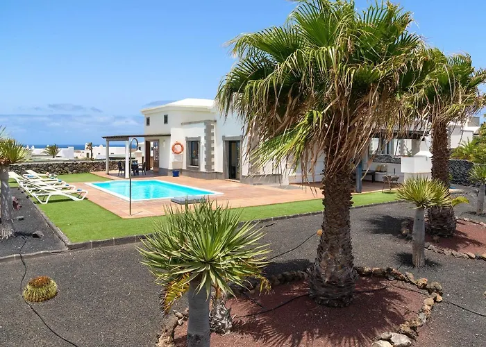 Esterlicia * Playa Blanca (Lanzarote)