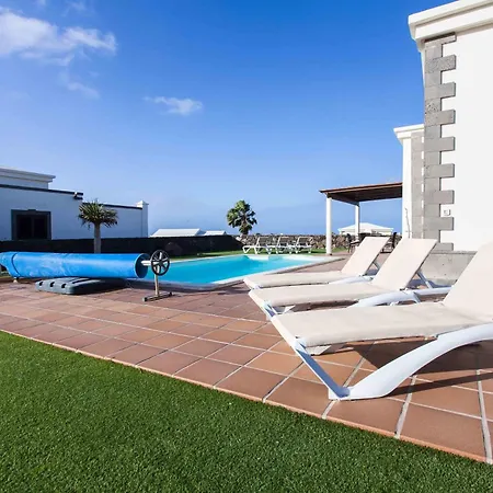 Villa Esterlicia *