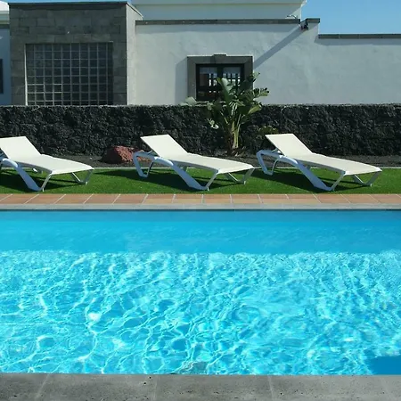 Esterlicia Villa Playa Blanca