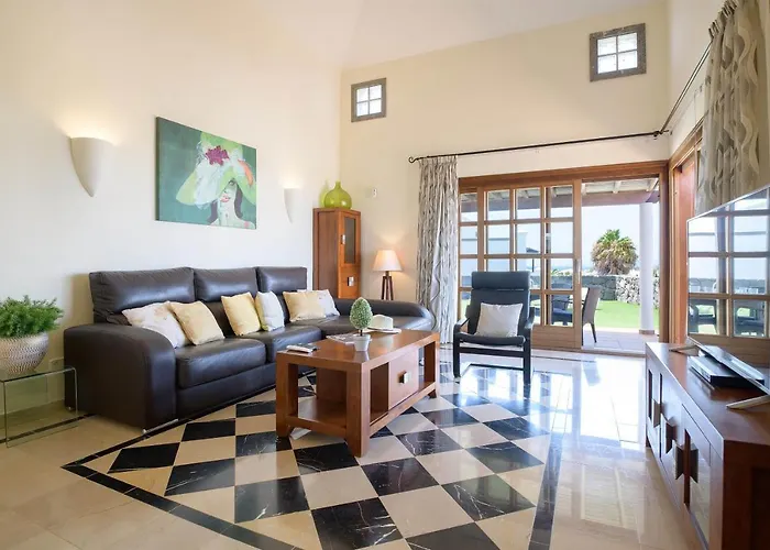 Esterlicia * 普拉亚布兰卡